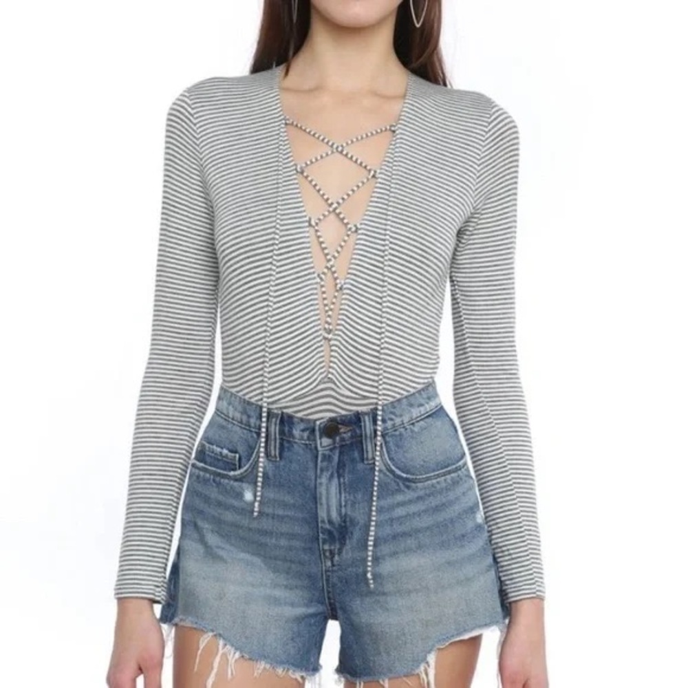 Olympia Theodora NWOT striped long sleeve front lace-up bodysuit M